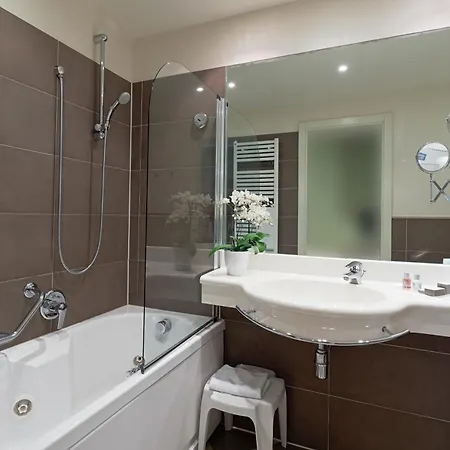 Savoia Regency Hotel